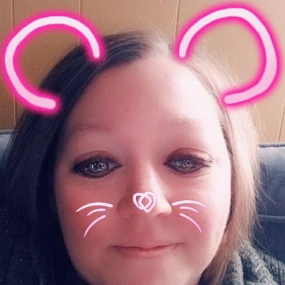 Meet your Posher, Shannon - Picture 1 of 2